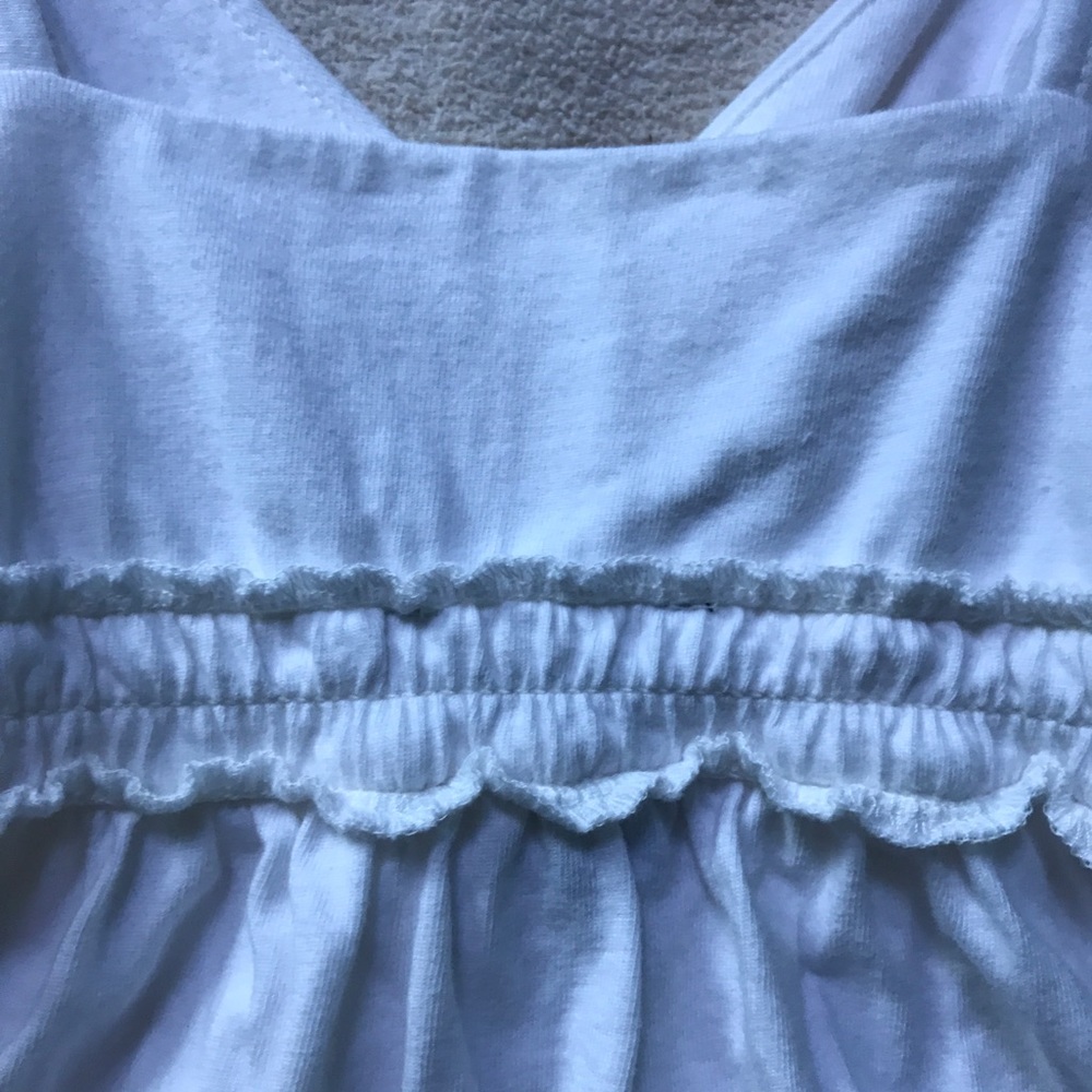 Smocked white top - Picture 3 of 4
